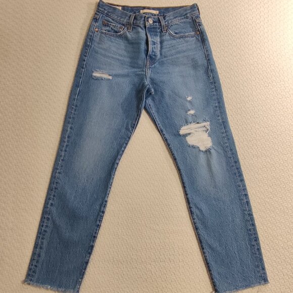 Levi's Denim - Levi’s PREMIUM womens 26 Wedgie Straight Button Fly BIG E